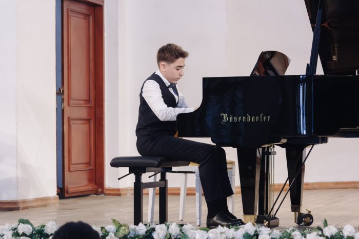 Filarmoniyaya “Bösendorfer” konsert royalları təqdim olunub  | FOTOLAR  