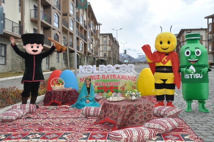    Arı, "İstisu" və keçəl:    Kəlbəcərdə axır çərşənbə    | FOTOLAR   