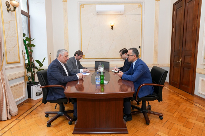 Ramin Məmmədov İran səfirilə görüşüb