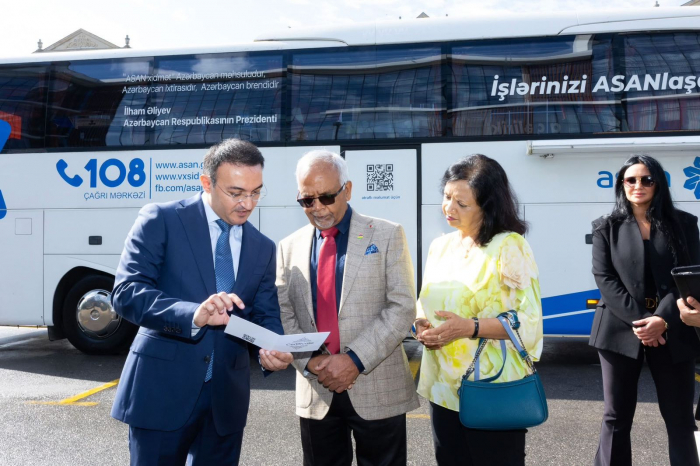 Mavriki Prezidenti “ASAN xidmət”də