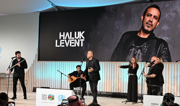 "Şəhər insanları xoşbəxt və rahat etməlidir" -    Haluk Lvent   