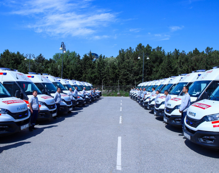 Regionlara 25 yeni ambulans və reanimobil təhvil verilib  │ FOTOLAR 