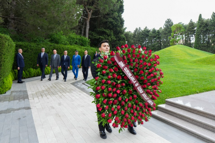 Komitənin kollektivi ziyarət edib