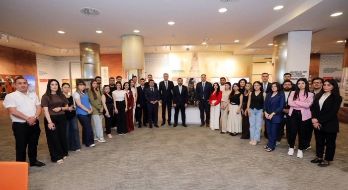 SOCAR-da media nümayəndələri üçün növbəti məlumatlandırma sessiyası    | FOTOLAR   