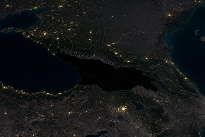     Gürcüstan işıqsız qaldı , səbəb bilinmir 