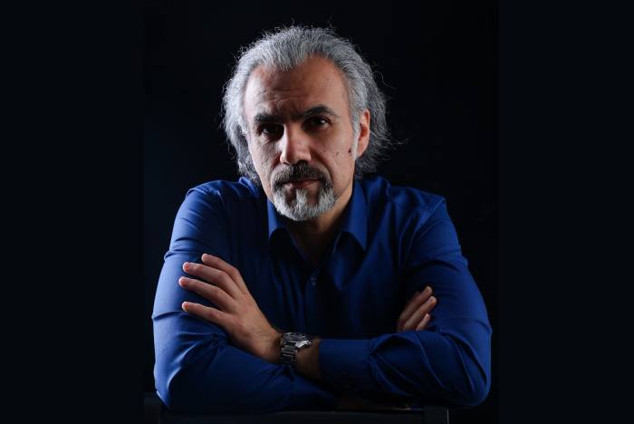       Dik baxdığımız gələcək    │ Vüsal Məmmədovun yazısı   