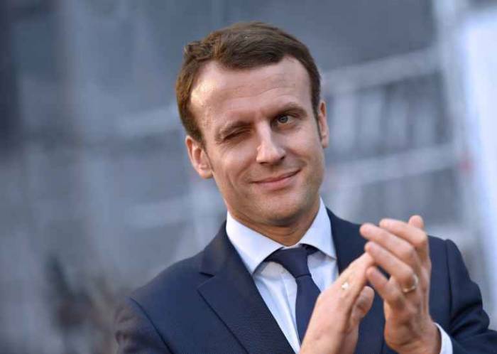 Macron: "Je ne suis pas arrogant. Je mets fin au copinage entre les politiques et les médias"