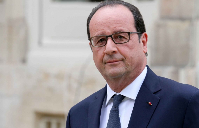 Défense européenne: Hollande propose une "coopération structurée" en association avec Londres