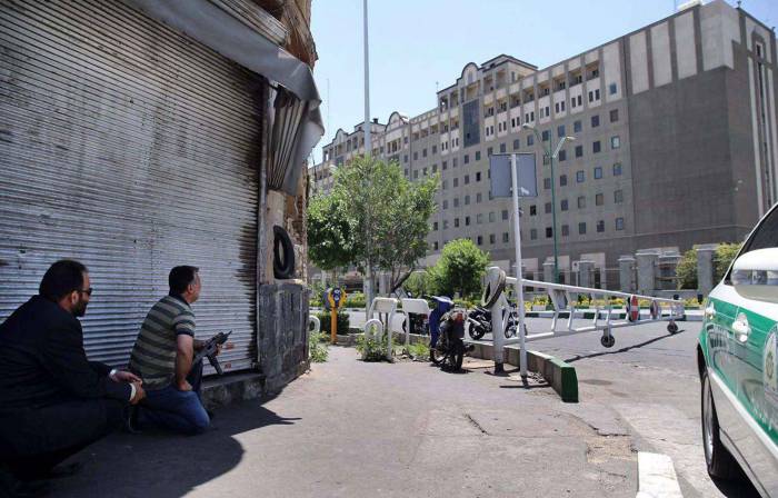 Iran: Quatre membres présumés de l'EI tués dans le sud