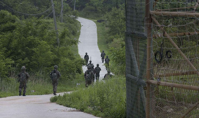 La Corée du Nord mine la frontière avec le sud