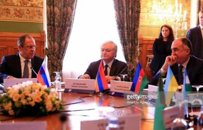 Les ministres russe, azerbaïdjanais et arménien ont entamé la réunion tripartite à Moscou