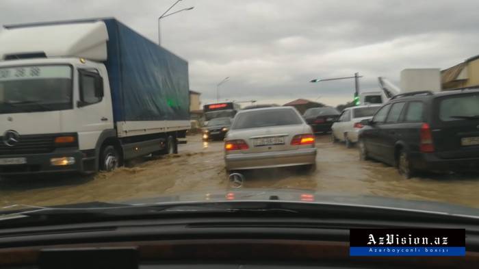 Bakının "üzən" yolları - Meriya susur, bəs kimdir günahkar? 