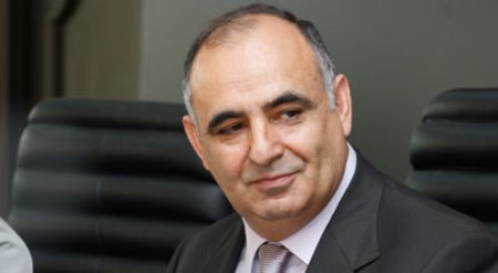 İsmayıl Ömərovun qızı və kürəkəni işdən çıxarıldı İsmayıl Ömərovun qızı və kürəkəni işdən çıxarıldı