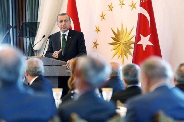 Erdogan rencontre 61 leaders d’opinion