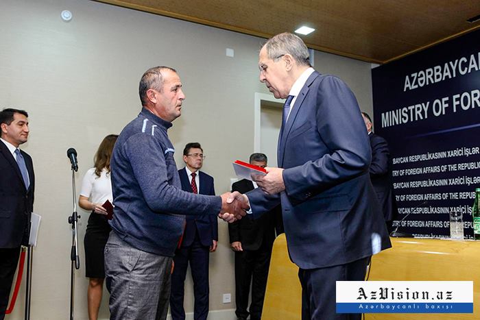 Lavrov xilaskar Nağıyevin medalını atasına verdi