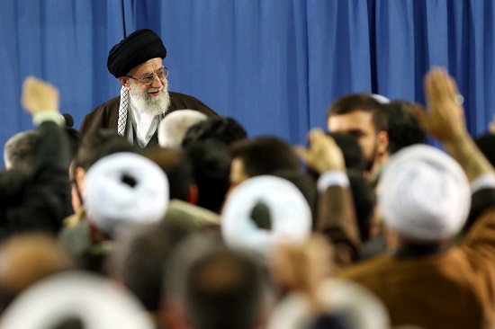 Guide suprême de l`Iran sur les Etats-Unis: Ne faites pas confiance, Ne Coopérez pas