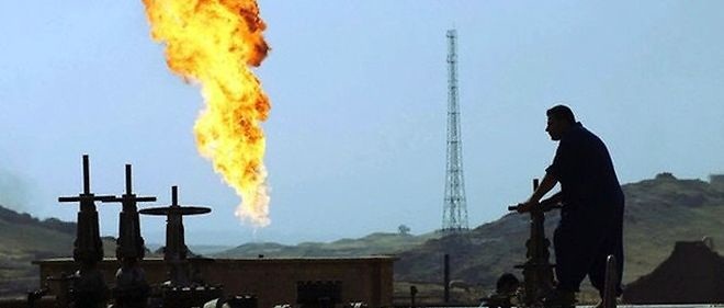 Le pétrole rapporte un million de dollars par jour à l`État islamique