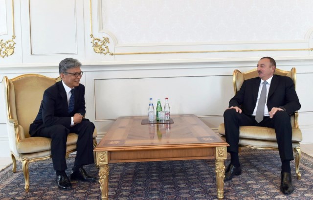 President Ilham Aliyev receives outgoing Korean ambassador