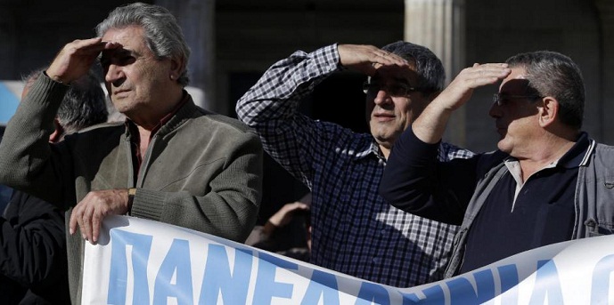 Greece, creditors near deal on next slice of rescue money