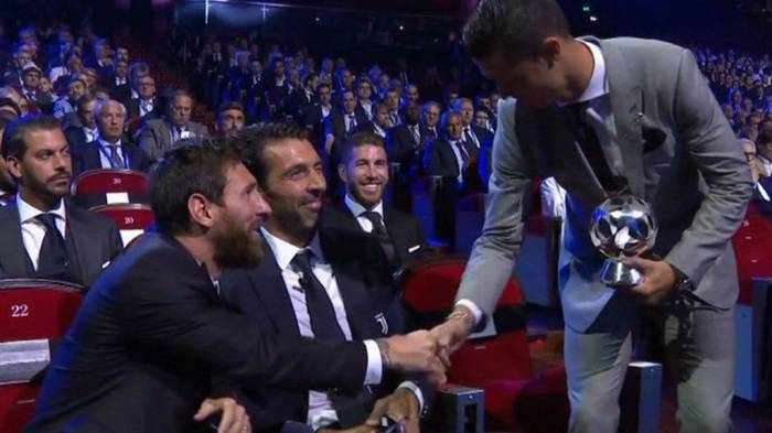 La felicitación de Messi a Cristiano tras ser nombrado mejor jugador de la Champions