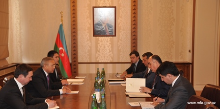 Məmmədyarov yeni səfirlə görüşdü