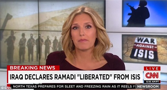 Pregnant CNN anchor Poppy Harlow passes out - VIDEO