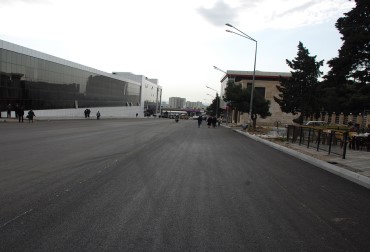 Bu yol təmirə bağlanır
