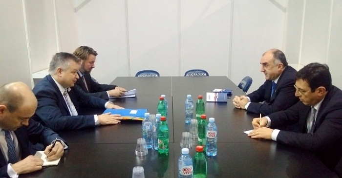 Azerbaijani FM meets with ODIHR director in Belgrade