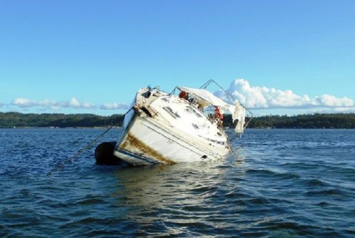 Boot mit totem deutschen Segler trieb offenbar wochenlang in Indischem Ozean