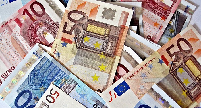 Belgische Banken finanzieren Terroristen? Über 400 Betroffene – Medien