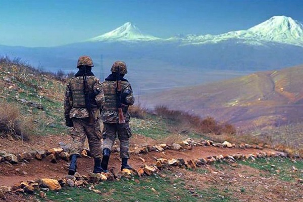 Dans le Haut-Karabakh le soldat de l`armée arménienne est mort