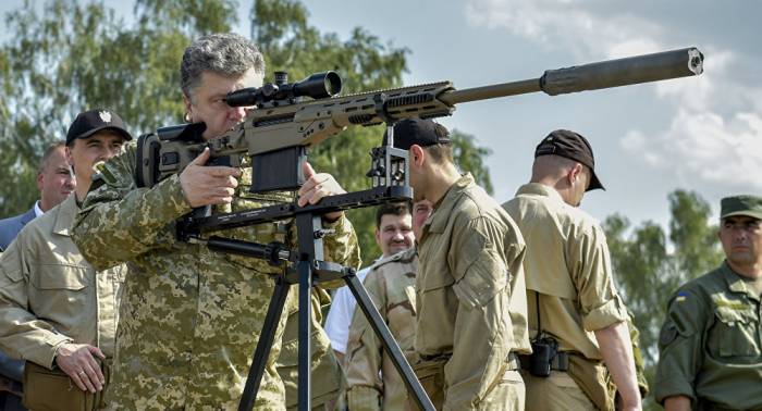 Poroschenko wird Oberbefehlshaber bei Donbass-Operation
