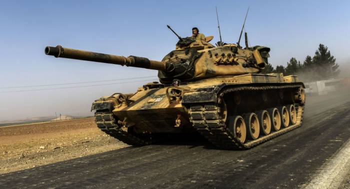 Türkische Panzer in syrisches Afrin eingerollt