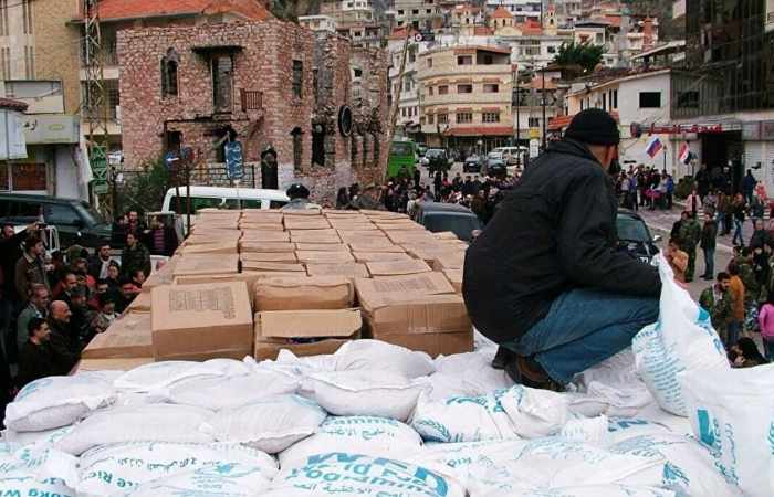 Aleppo und Latakia bekommen tonnenweise Hilfsgüter – von Russland