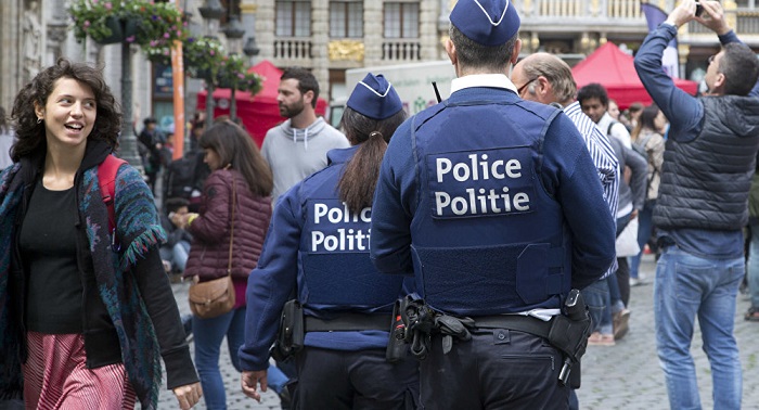 Messerangriff auf Polizisten in Brüssel: Identität des Täters festgestellt