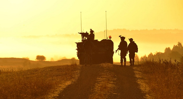 Besorgtes Frankreich rät Russland und Nato zu gemeinsamer Entspannung