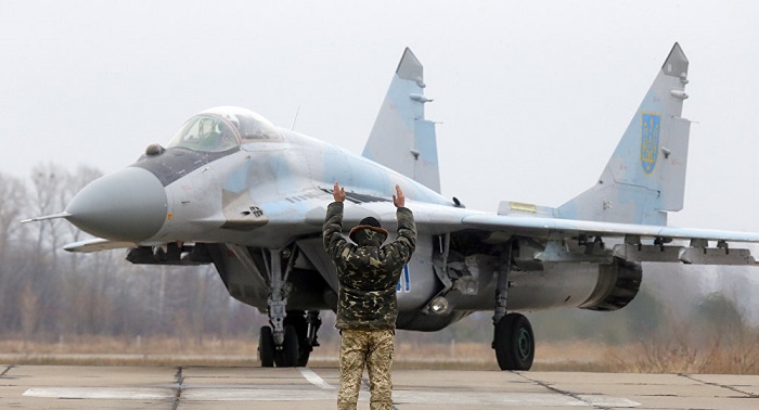 Poroschenko verwandelt Luftraum über Donbass in separate Zone