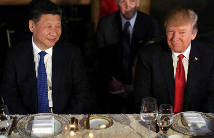 Trump verwechselt Syrien mit Irak und serviert Xi Jinping Raketen zum Dessert