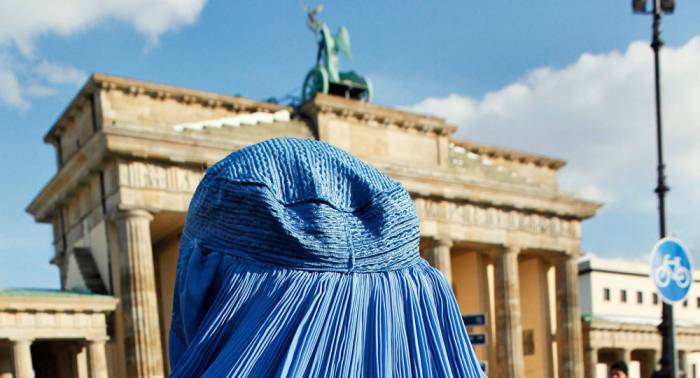 „Keine Toleranz gegenüber Intoleranten“ – Union-Politiker fordern Burka-Verbot