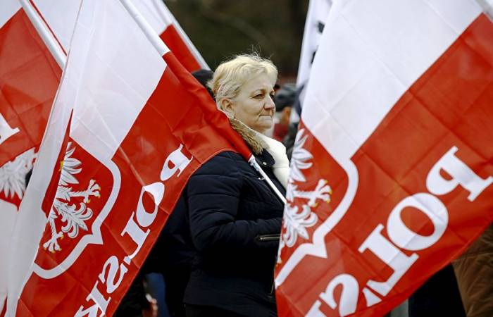 Polen ruft seine Bürger zurück