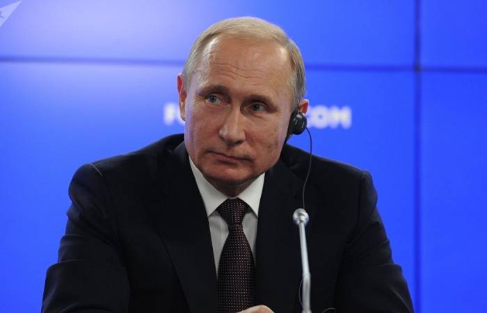 Putin wird auf Petersburger Wirtschaftsforum referieren