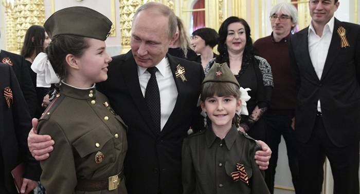 Putin spricht erstmals über seine Enkel