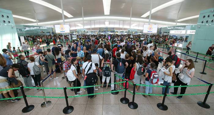 Unbefristeter Streik am Flughafen Barcelona