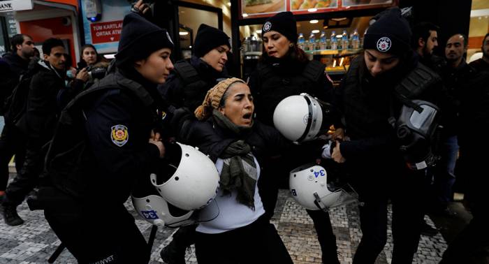 Protest gegen Operation im syrischen Afrin: Ankara nimmt Demonstranten fest