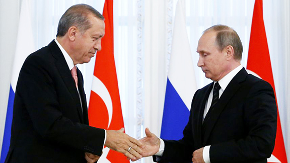 Un mécanisme trilatéral Moscou-Bakou-Ankara par la présence d`Erevan peut créer pour la résolution du Karabakh  -  Cavusoglu