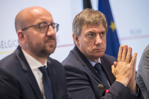 Belgique: Jan Jambon et Charles Michel condamnent l`attaque perpetrée à Charleroi