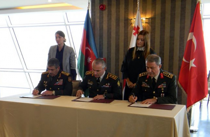 Heads of Azerbaijani, Turkish, Georgian Armed Forces sign joint protocol