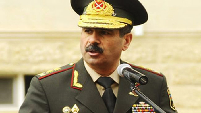 Zakir Hasanov congratulates army personnel