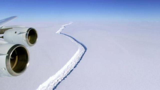 Un iceberg géant se détache de l’Antarctique - VIDEO