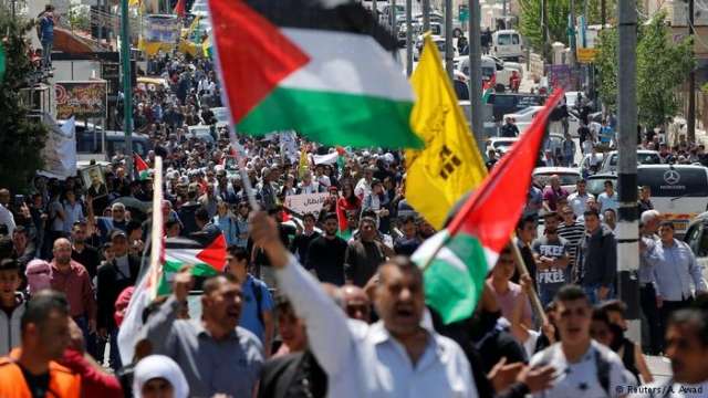 Palestinians greet Trump with West Bank general strike